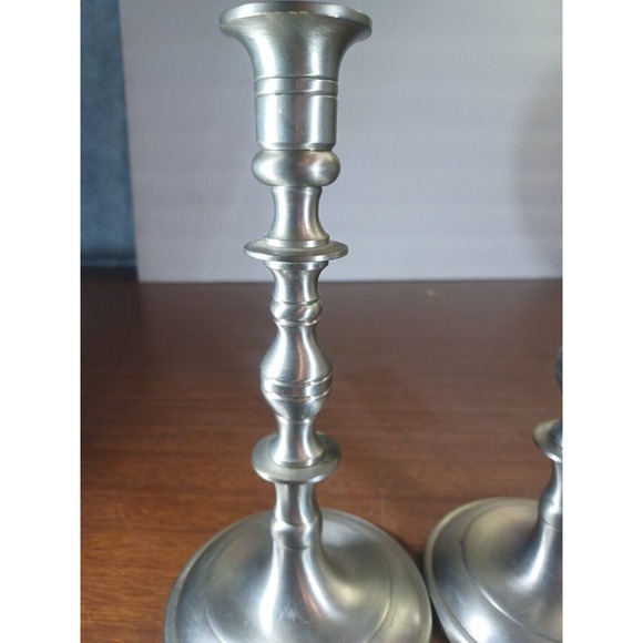 Vintage MADE IN USA Pair of SOLID BRASS CANDLE STICKS Nine Inches Tall - Picture 4 of 8